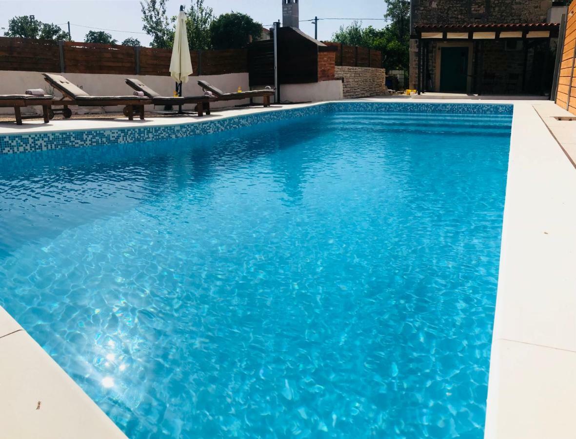 Apartments Malic Pridraga المظهر الخارجي الصورة